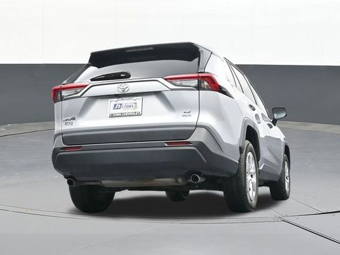 Used 2024 Toyota RAV4 LE image 39