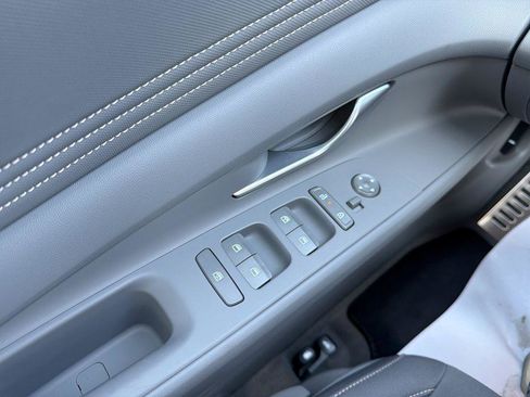 New 2026 Hyundai Elantra Sport w/ Cargo Package image 17