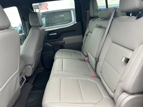 Used 2021 Chevrolet Silverado 1500 LT w/ Convenience Package II RWD image 32