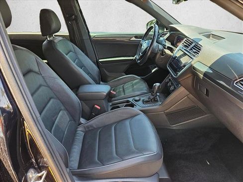 Used 2020 Volkswagen Tiguan SEL Premium R-Line AWD/4WD image 25