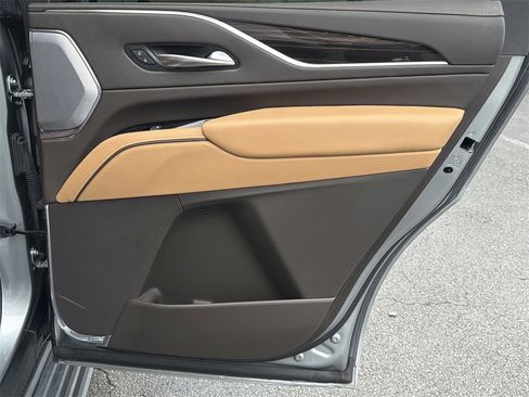 Certified 2024 Cadillac Escalade Sport w/ LPO, ONYX Package image 16