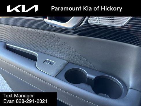 Used 2023 Hyundai Palisade Calligraphy image 18