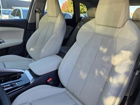 New 2025 Audi Q5 Premium Plus image 20