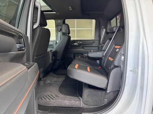 Certified 2024 GMC Sierra 2500 AT4 w/ AT4 Preferred Package image 12