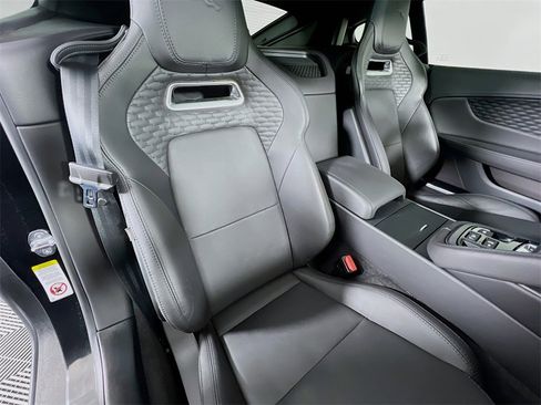 Used 2023 Jaguar F-TYPE R image 27