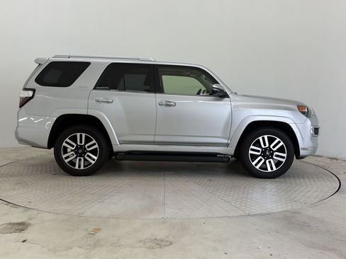 Used 2024 Toyota 4Runner Limited AWD/4WD image 8