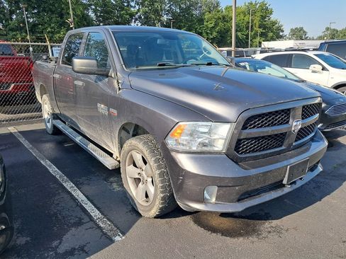 Used 2016 RAM 1500 Express w/ Popular Equipment Group AWD/4WD image 6
