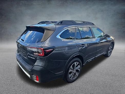 Used 2022 Subaru Outback Limited AWD/4WD image 7