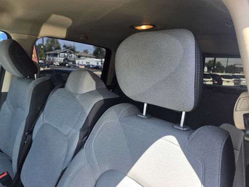 Used 2020 RAM 1500 Big Horn AWD/4WD image 36