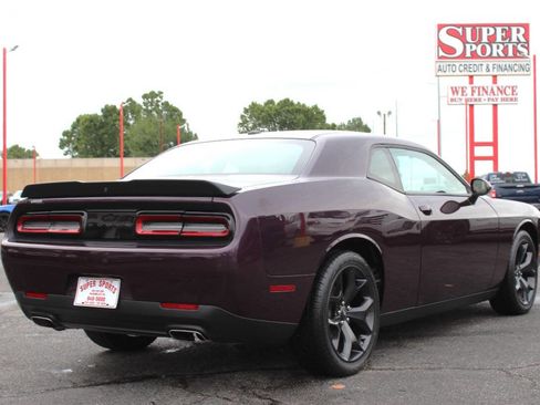 Used 2020 Dodge Challenger SXT w/ Blacktop Package image 4