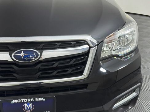 Used 2017 Subaru Forester 2.5i Premium AWD/4WD image 4