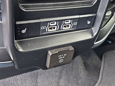 Used 2025 RAM 1500 Laramie image 22