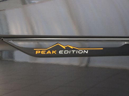 New 2026 Volkswagen Atlas Peak Edition AWD/4WD image 20
