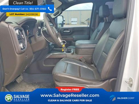 Used 2023 GMC Sierra 2500 Denali w/ Denali Ultimate Package AWD/4WD image 9