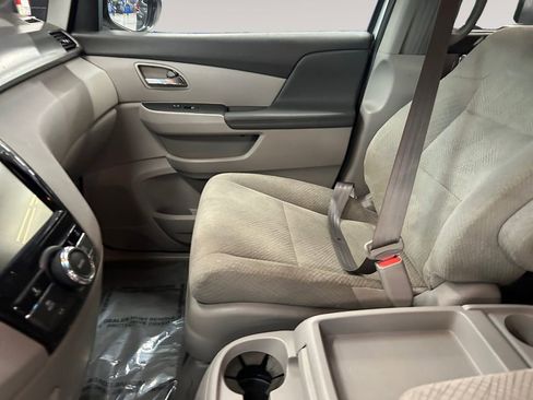 Used 2015 Honda Odyssey EX image 15