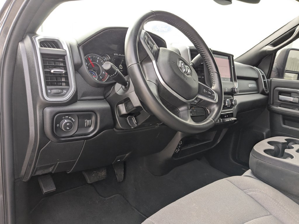 Used 2024 RAM 2500 Big Horn AWD/4WD image 10