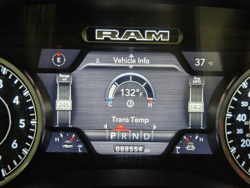 Used 2019 RAM 1500 Big Horn image 25