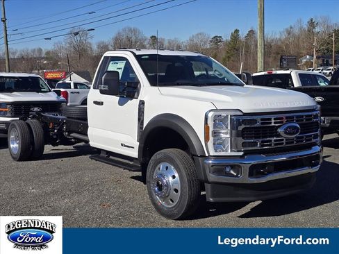 New 2026 Ford F550 4x4 Regular Cab Super Duty w/ XLT Value Package image 2
