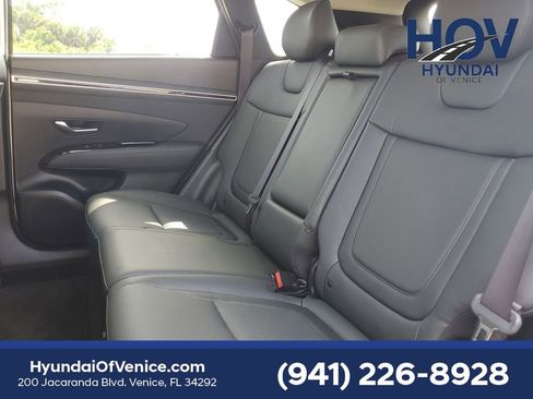 Certified 2024 Hyundai Tucson Limited FWD image 15