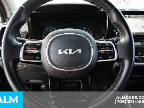 Used 2022 Kia Sorento S w/ Panoramic Sunroof Package image 17