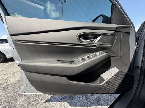 Used 2025 Honda Accord SE image 20