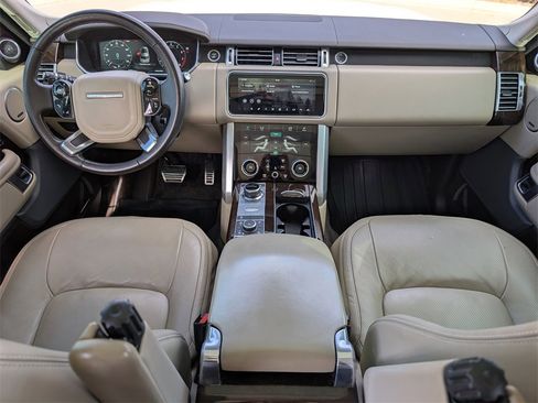 Used 2022 Land Rover Range Rover Westminster Edition image 18