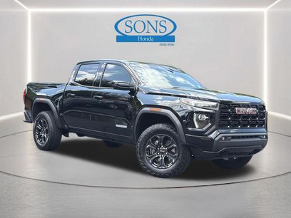 Used 2025 GMC Canyon Elevation w/ Convenience Package