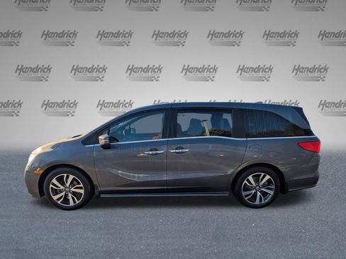 Certified 2024 Honda Odyssey Touring image 8