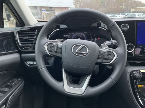 Used 2026 Lexus NX 350 AWD image 18