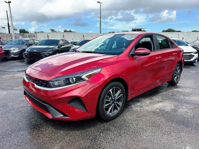 Used 2023 Kia Forte LXS w/ LXS Technology Package FWD image 9