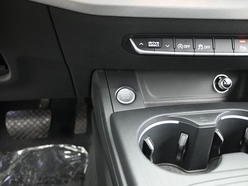 Used 2017 Audi A4 2.0T Premium Plus w/ Premium Plus Package image 17