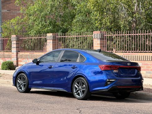 Used 2021 Kia Forte GT-Line w/ GT-Line Premium Package image 4