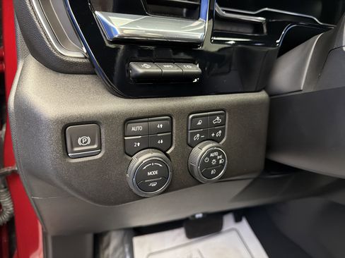 Used 2023 Chevrolet Silverado 1500 High Country w/ High Country Premium Package image 15