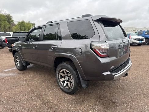 Used 2017 Toyota 4Runner TRD Off-Road AWD/4WD image 3
