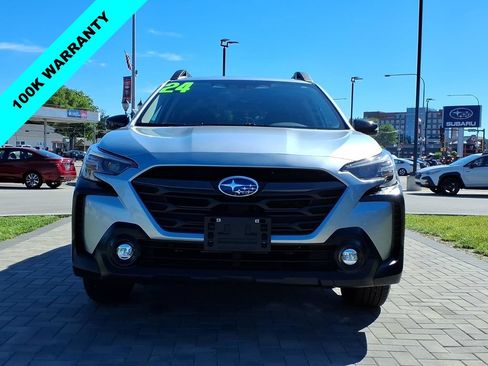 Used 2024 Subaru Outback Premium AWD/4WD image 2