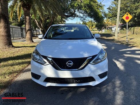 Used 2017 Nissan Sentra SV w/ Style Package image 8