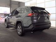 Used 2024 Toyota RAV4 XLE w/ Convenience Package FWD image 5