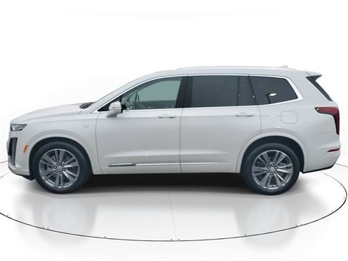 Certified 2024 Cadillac XT6 Premium Luxury w/ LPO, Floor Liner Package image 2