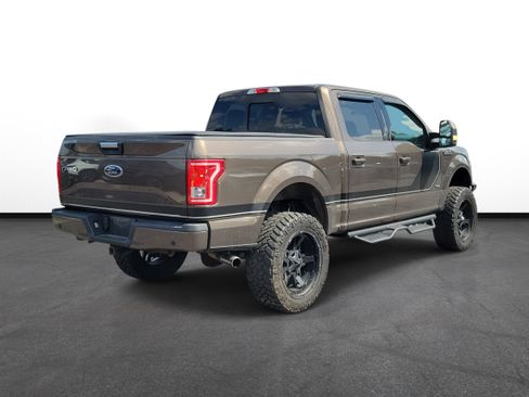Used 2016 Ford F150 XLT w/ Equipment Group 302A Luxury AWD/4WD image 4