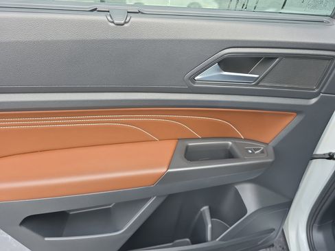 Used 2023 Volkswagen Atlas SEL image 10