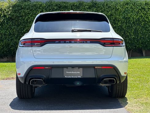 New 2026 Porsche Macan AWD/4WD image 7