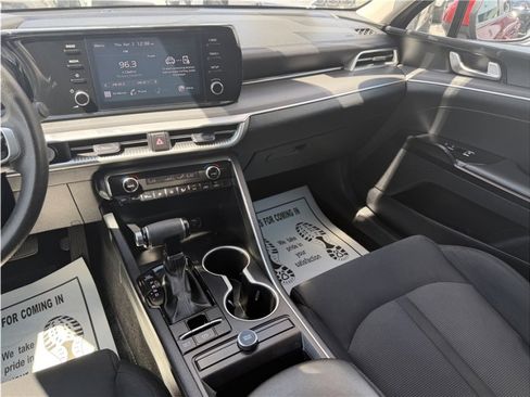 Used 2021 Kia K5 LXS image 40