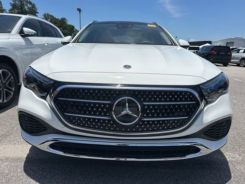 Used 2025 Mercedes-Benz E 450 4MATIC All-Terrain Wagon image 2