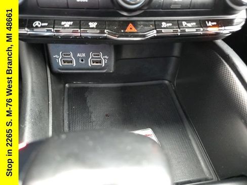 Used 2022 Dodge Durango GT AWD/4WD image 14
