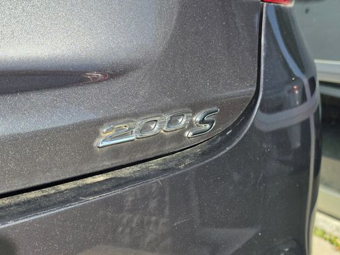 Used 2015 Chrysler 200 S w/ Comfort Group AWD/4WD image 7