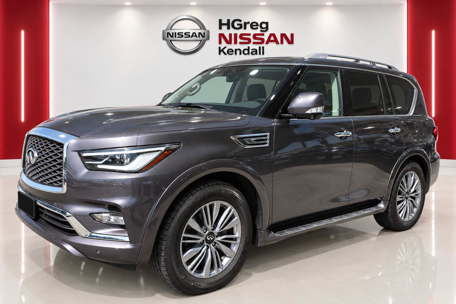 Used 2024 INFINITI QX80 Luxe RWD image 3