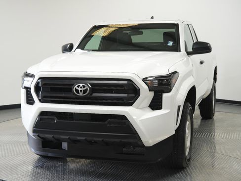Used 2025 Toyota Tacoma SR RWD image 3