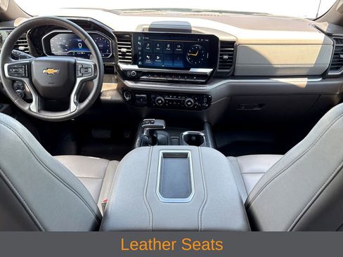 Used 2022 Chevrolet Silverado 1500 LTZ w/ LTZ Premium Package AWD/4WD image 4