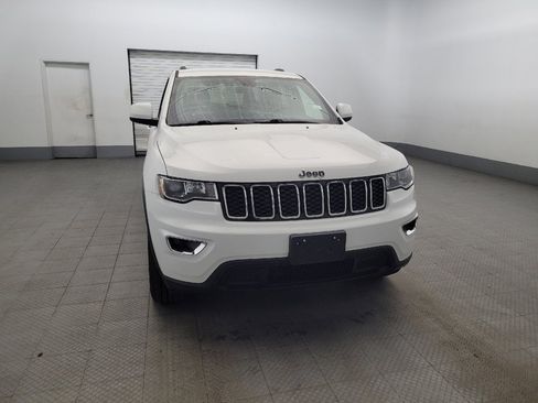 Used 2020 Jeep Grand Cherokee Laredo image 14