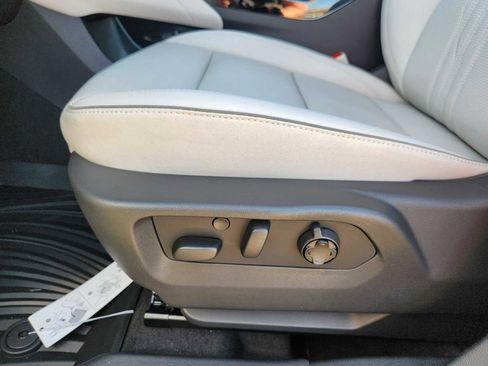 New 2026 Buick Envision Avenir AWD/4WD image 8